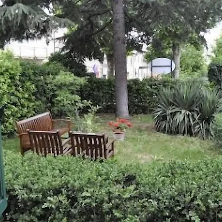 德拉切尔托萨别墅住宿加早餐旅馆 甘巴西